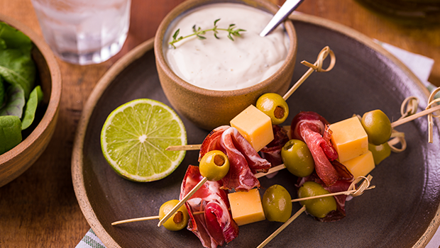 finger food com carne suína