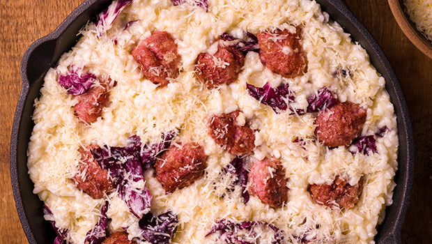 Risoto de linguiça com radicchio roxo